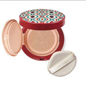 NIB Gucci Cushion de Beauté Limited Edition SPF Foundation (color #02.5)